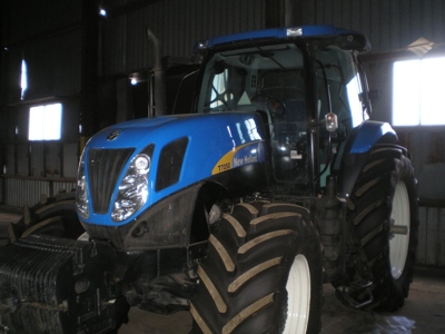  New Holland T7050